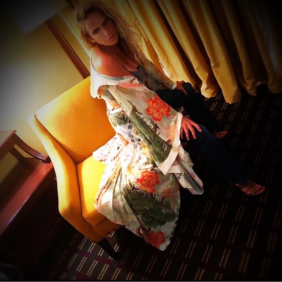 HAH RARE Asian hooded kimono - Picture 6 of 16